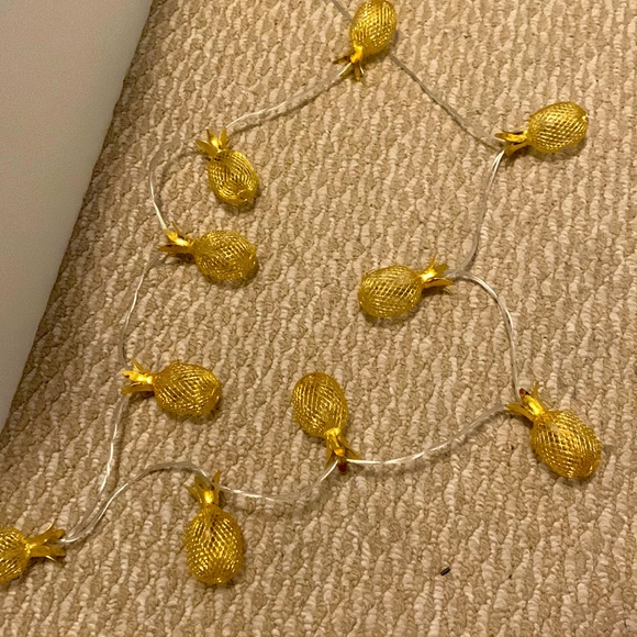 Pineapple lights - Picture 1 of 3